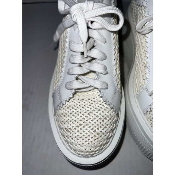 Casadei Nexus Hanoi Woman’s White On White Size US 8 1/2 EUC Made In Italy - Picture 13 of 16